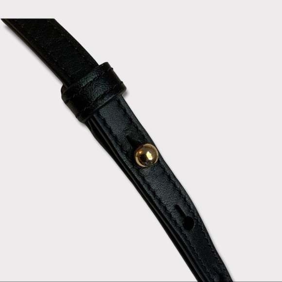 Marc Jacobs Cushion Bag NWOT White with Black Straps with Gold Hardware - Picture 12 of 12